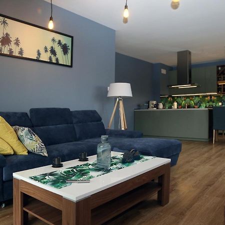Lifestyle Apartments -Zielony Uniejow "Prywatne Kapiele Termalne" Kültér fotó