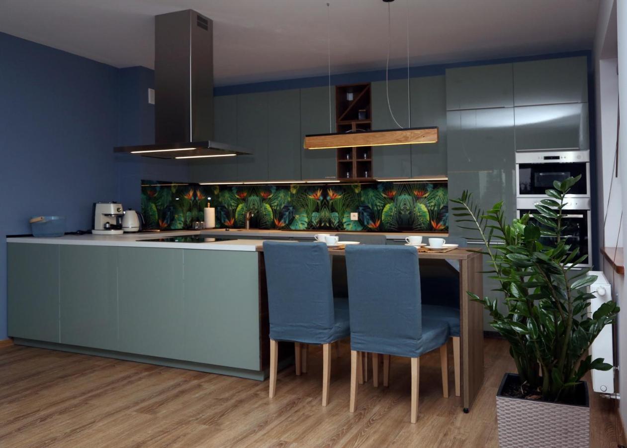 Lifestyle Apartments -Zielony Uniejow "Prywatne Kapiele Termalne" Kültér fotó